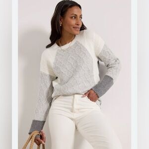Evereve Sonya Colorblock Gray Pullover Sweater